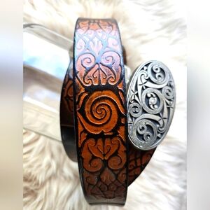 VTG💫Belt-Tooled Leather with Solid Brass Buckle